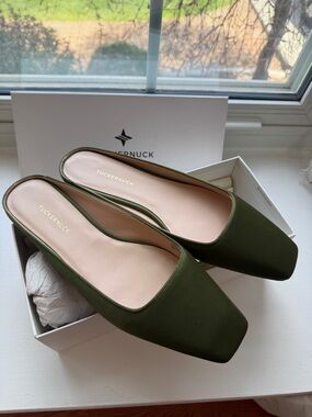 Tuckernuck Olive Green Square-Toe Mules